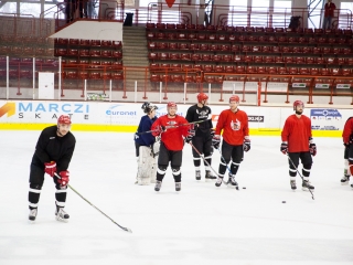Szurkolói flashmob a DAB edzésén - fotó: Ónodi Zoltán