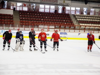 Szurkolói flashmob a DAB edzésén - fotó: Ónodi Zoltán