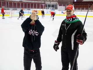Szurkolói flashmob a DAB edzésén - fotó: Ónodi Zoltán