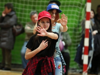 Felsősök farsangja a Móricz iskolában - fotó: Sándor Judit