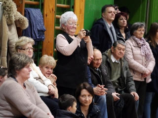 Felsősök farsangja a Móricz iskolában - fotó: Sándor Judit