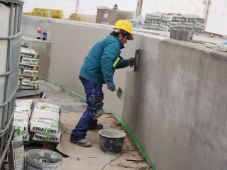 Az élményfürdő felújítása - fotó: Sándor Judit