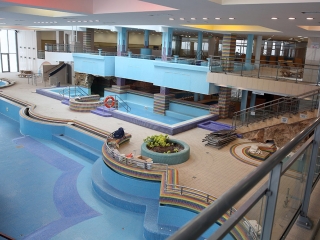 Az élményfürdő felújítása - fotó: Sándor Judit