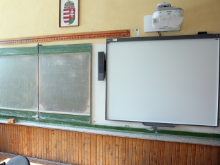 Felújítások a Petőfi iskolában - fotó: Sándor Judit