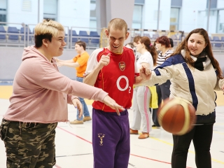 Esélyegyenlőségi sportnap kicsiknek és nagyoknak - fotó: 