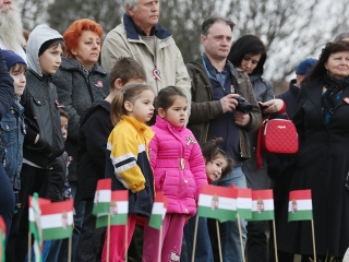 Március 15. - Ünnepség a '48-as emlékműnél - fotó: Sándor Judit