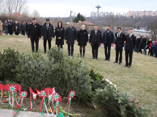 Március 15. - Ünnepség a '48-as emlékműnél - fotó: Sándor Judit