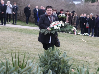 Március 15. - Ünnepség a '48-as emlékműnél - fotó: Sándor Judit