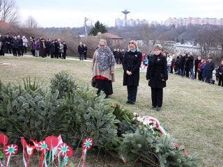 Március 15. - Ünnepség a '48-as emlékműnél - fotó: Sándor Judit