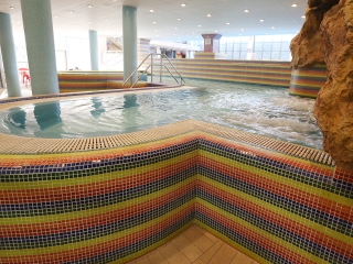 Helyzetjelentés az élményfördőből - fotó: Sándor Judit