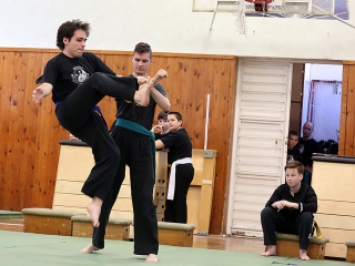 Kungfu bemutató az egyetemen - fotó: Sándor Judit