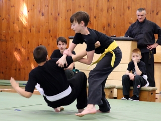 Kungfu bemutató az egyetemen - fotó: Sándor Judit