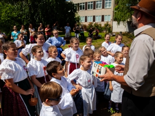 III. Pünkösdi Rózsa Gyermek Néptánctalálkozó - fotó: Ónodi Zoltán