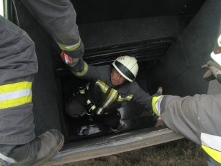 Buszbaleset Börgöndpusztánál - fotó: 