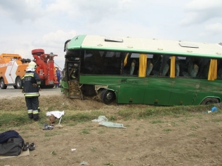 Buszbaleset Börgöndpusztánál - fotó: 