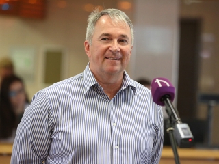 Birtokba vették a városlakók az élményfürdőt - fotó: Sándor Judit