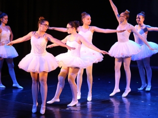 Gárdonyisok gálája a színházban (2018) - fotó: Sándor Judit