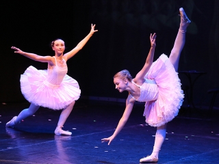 Gárdonyisok gálája a színházban (2018) - fotó: Sándor Judit