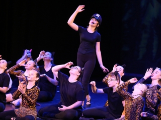 Gárdonyisok gálája a színházban (2018) - fotó: Sándor Judit