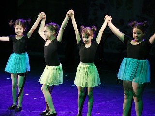 Gárdonyisok gálája a színházban (2018) - fotó: Sándor Judit