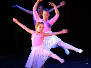 Gárdonyisok gálája a színházban (2018) - fotó: Sándor Judit