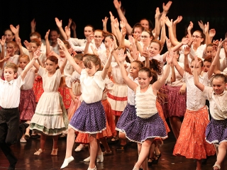 Gárdonyisok gálája a színházban (2018) - fotó: Sándor Judit