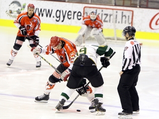 Jégkorong: Dab -FTC - fotó: Sándor Judit