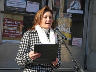 Séta a mellrák ellen-15.03.07. - fotó: Sándor Judit