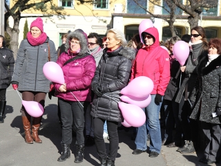 Séta a mellrák ellen-15.03.07. - fotó: Sándor Judit