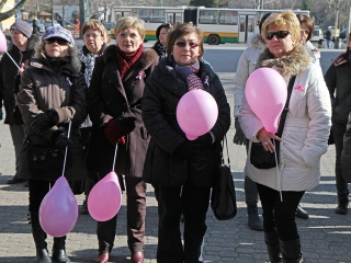 Séta a mellrák ellen-15.03.07. - fotó: Sándor Judit