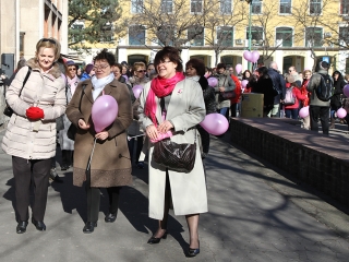 Séta a mellrák ellen-15.03.07. - fotó: Sándor Judit