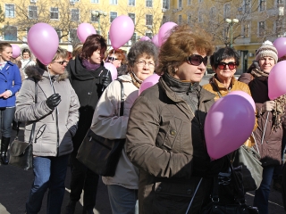 Séta a mellrák ellen-15.03.07. - fotó: Sándor Judit