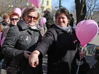 Séta a mellrák ellen-15.03.07. - fotó: Sándor Judit