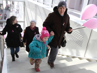 Séta a mellrák ellen-15.03.07. - fotó: Sándor Judit