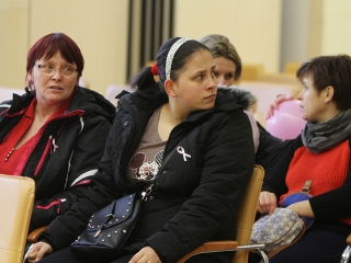 Séta a mellrák ellen-15.03.07. - fotó: Sándor Judit