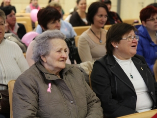 Séta a mellrák ellen-15.03.07. - fotó: Sándor Judit