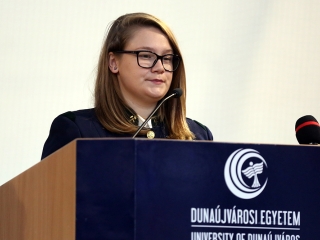 Diplomaosztó az egyetemen (2018)* - fotó: Sándor Judit