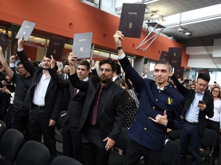 Diplomaosztó az egyetemen (2018)* - fotó: Sándor Judit