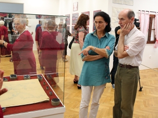 Falvédő kiállítás - fotó: Sándor Judit