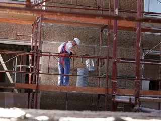 Az egykori zöld SZTK felújítása - fotó: Sándor Judit