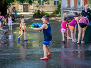 Vízipisztolyosok csatája - fotó: Ónodi Zoltán