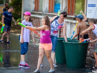 Vízipisztolyosok csatája - fotó: Ónodi Zoltán