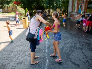Vízipisztolyosok csatája - fotó: Ónodi Zoltán