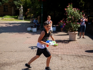 Vízipisztolyosok csatája - fotó: Ónodi Zoltán