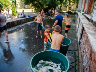 Vízipisztolyosok csatája - fotó: Ónodi Zoltán