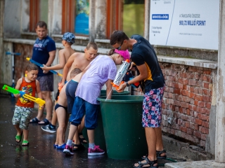 Vízipisztolyosok csatája - fotó: Ónodi Zoltán