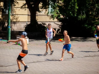 Vízipisztolyosok csatája - fotó: Ónodi Zoltán