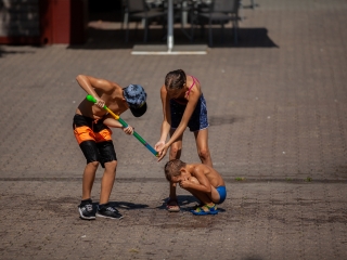 Vízipisztolyosok csatája - fotó: Ónodi Zoltán