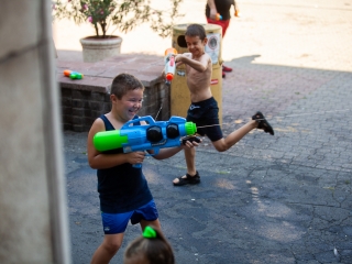 Vízipisztolyosok csatája - fotó: Ónodi Zoltán
