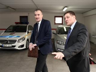 Polgármesteri látogatás a rendőrségen - fotó: Sándor Judit